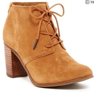 Toms Lunata Tan Lace Up Boots Size 10